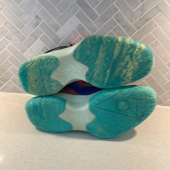 Zion Jordan 1s - size 13 - Picture 5 of 7